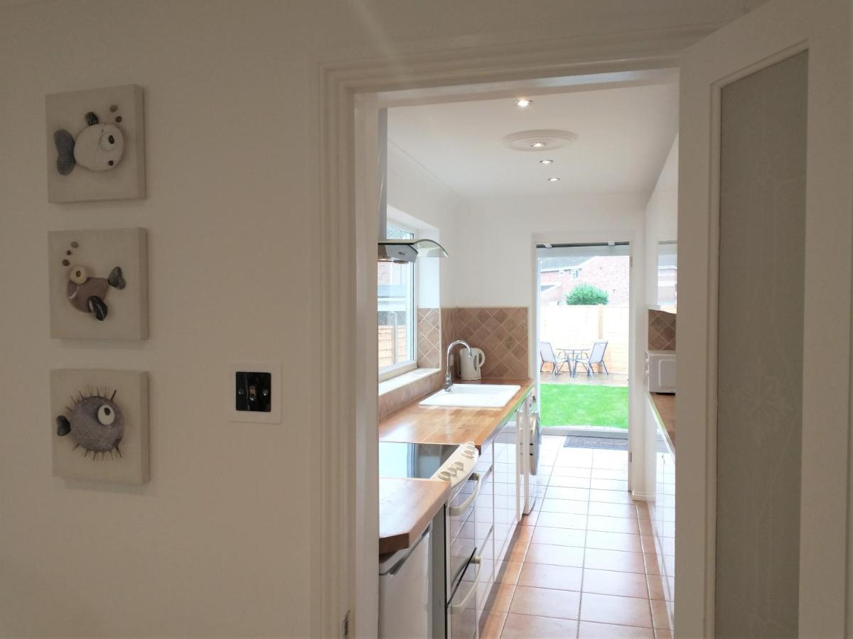 Chipad Duo - Comfy House With Parking And Garden Vila Chichester Exterior foto
